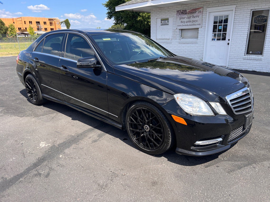 2013 Mercedes-Benz E-Class Image 3