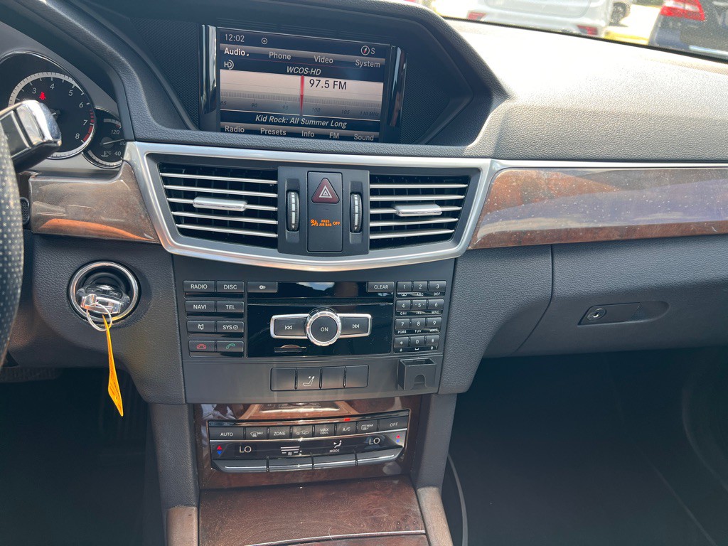 2013 Mercedes-Benz E-Class Image 14