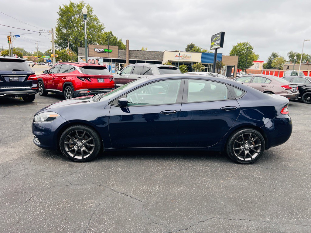 2015 Dodge Dart Image 8