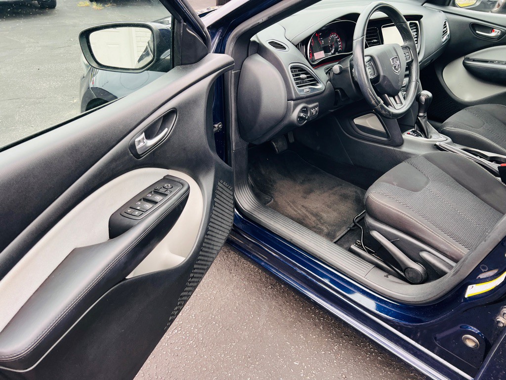 2015 Dodge Dart Image 9