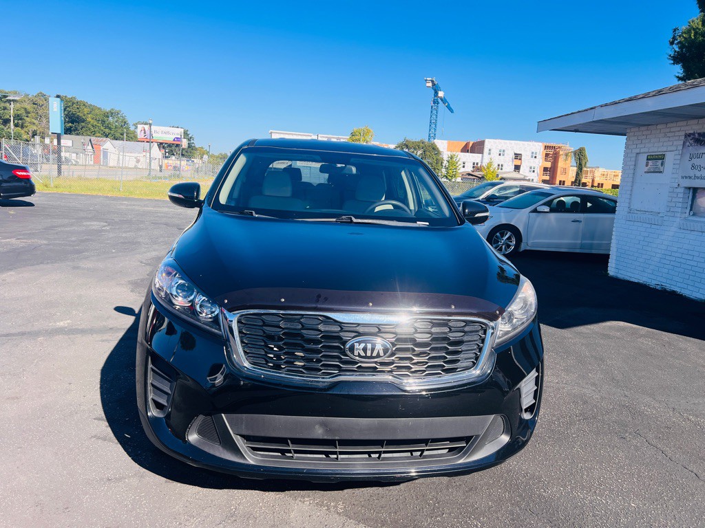 2019 Kia Sorento Image 2