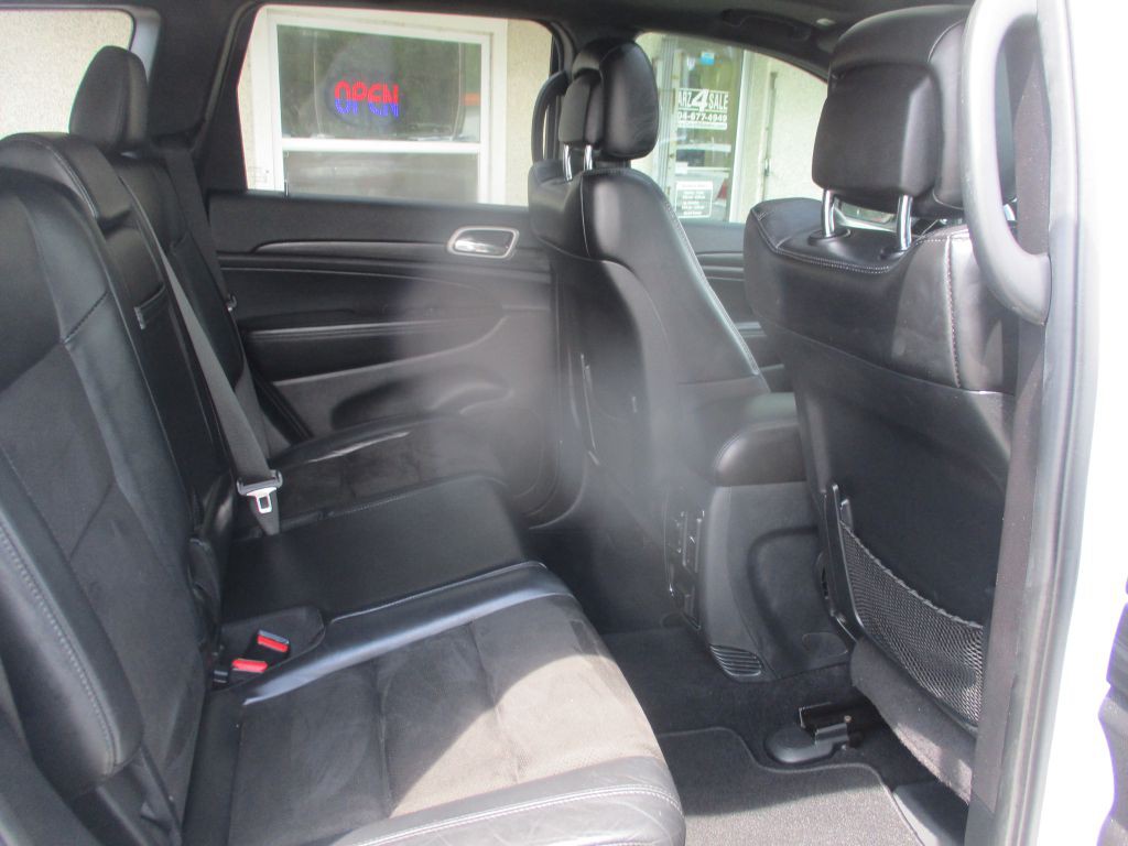 2020 Jeep Grand Cherokee Image 11