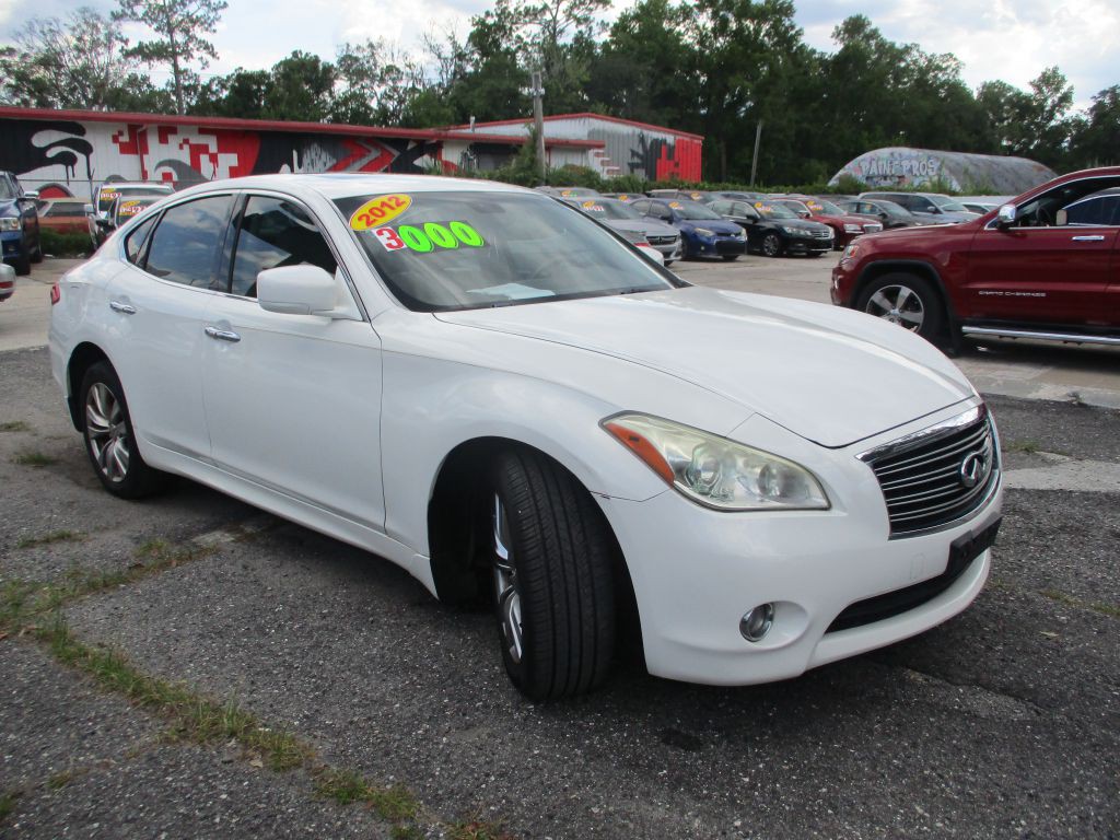 2012 INFINITI M37 Image 8