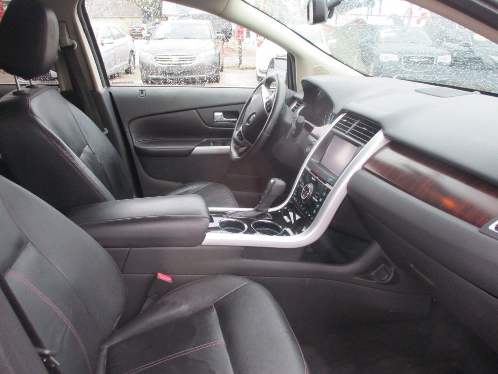 2013 Ford Edge Image 10