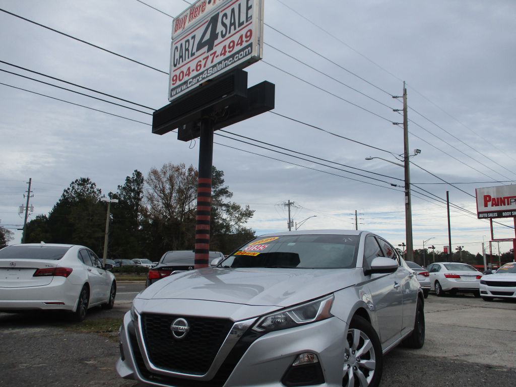 2020 Nissan Altima Image 1