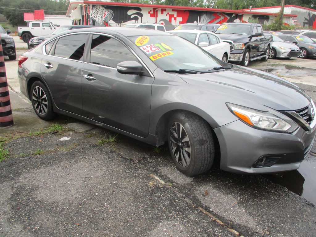 2018 Nissan Altima Image 7