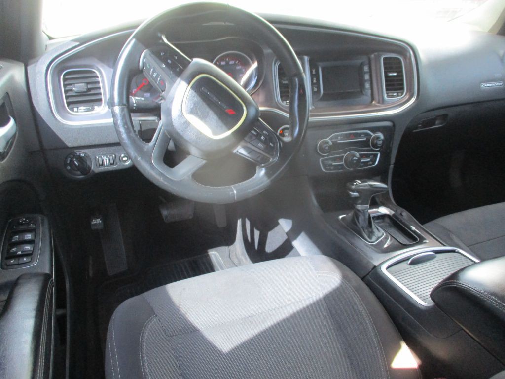 2015 Dodge Charger Image 13