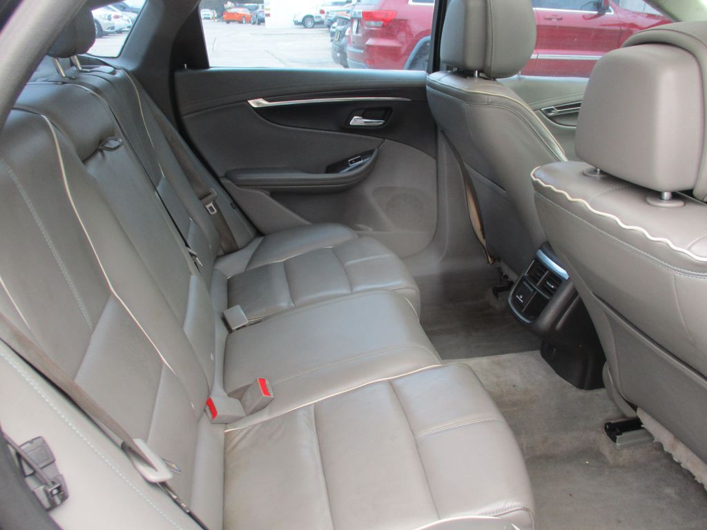 2014 Chevrolet Impala Image 12