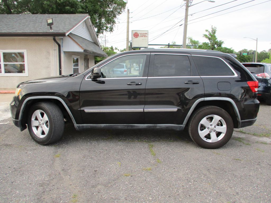 2011 Jeep Grand Cherokee Image 5