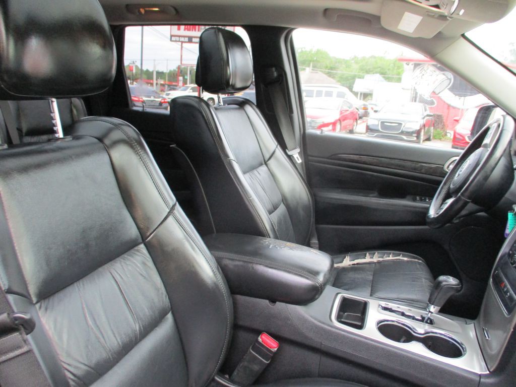 2011 Jeep Grand Cherokee Image 10