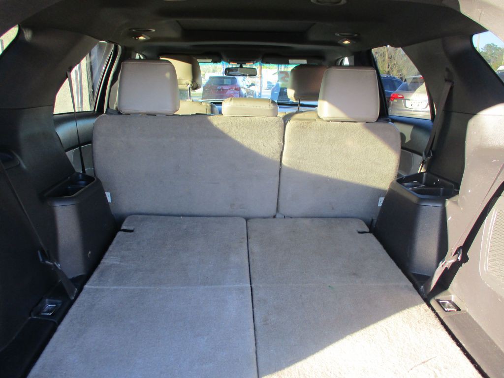2012 Ford Explorer Image 13