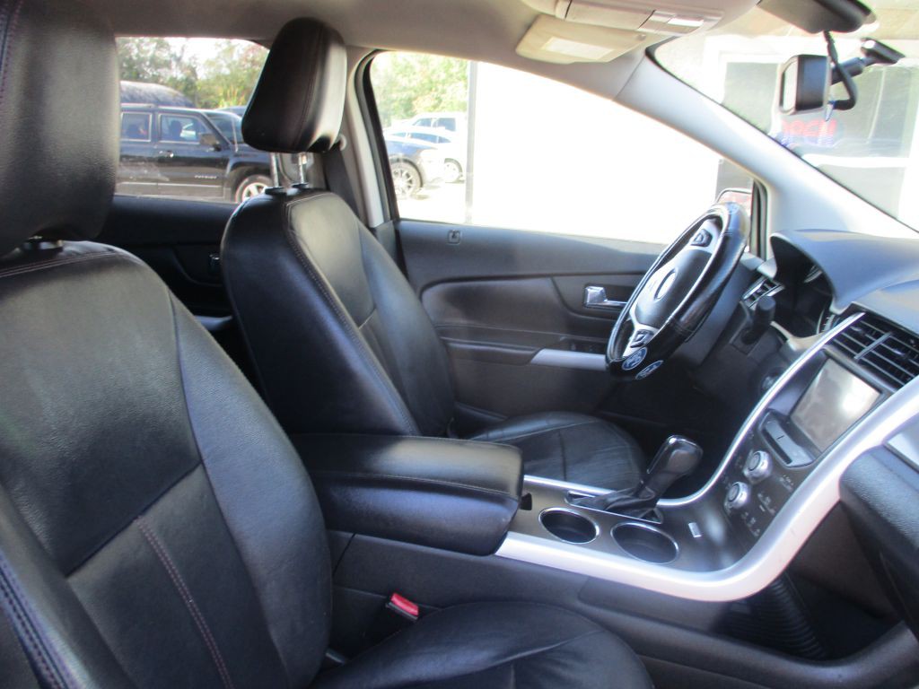 2012 Ford Edge Image 9