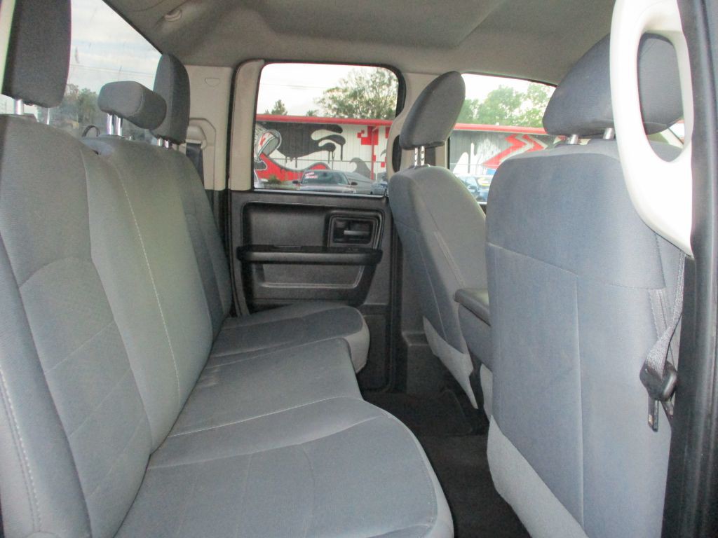 2016 RAM 1500 Image 11