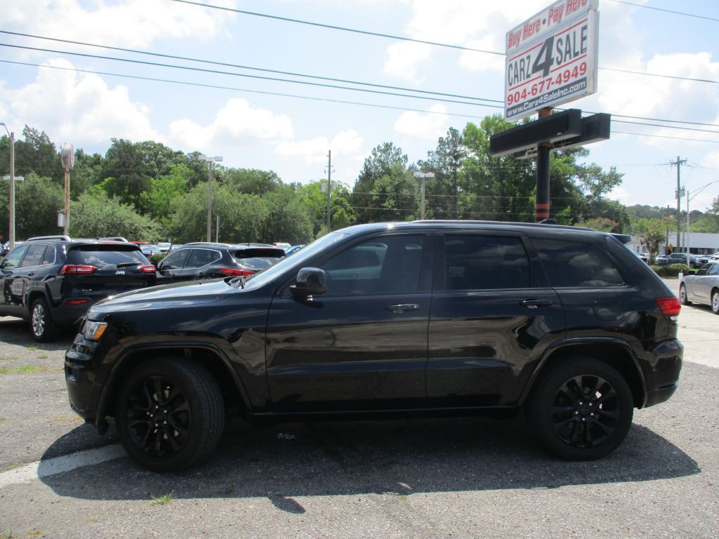 2017 Jeep Grand Cherokee Image 3