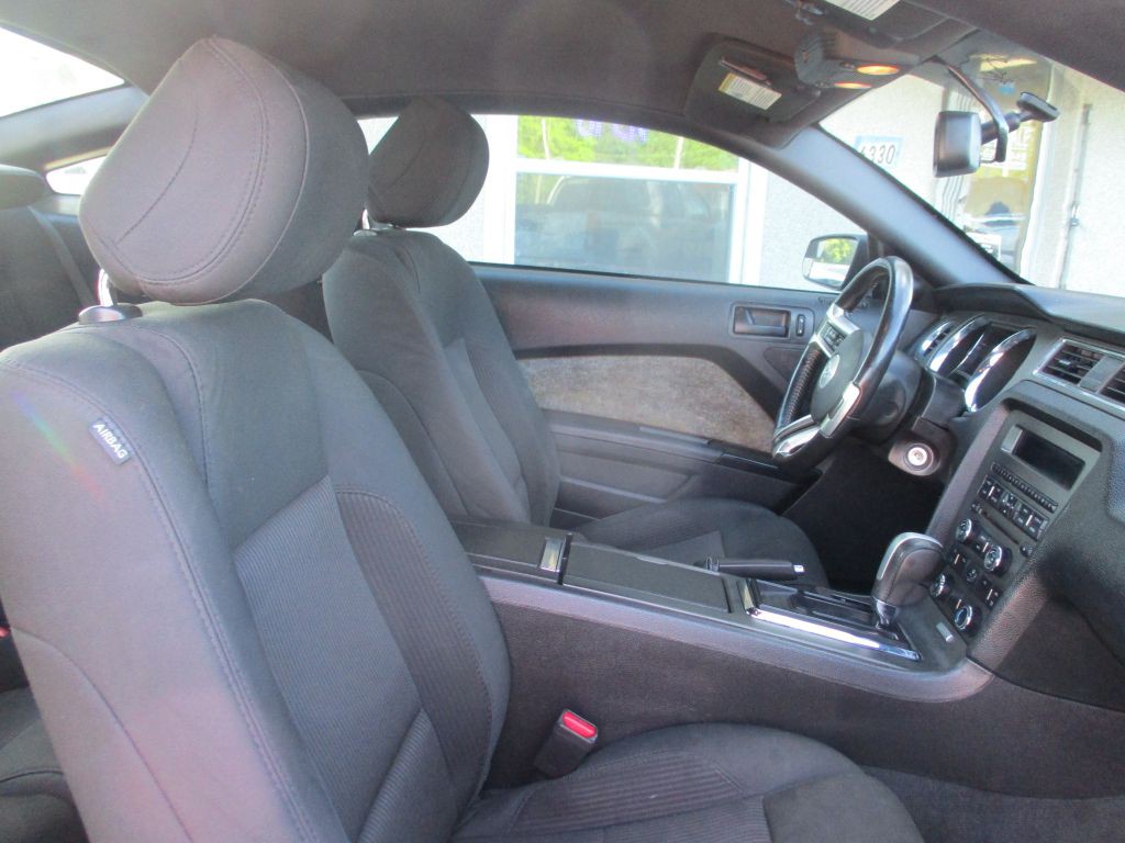 2014 Ford Mustang Image 10