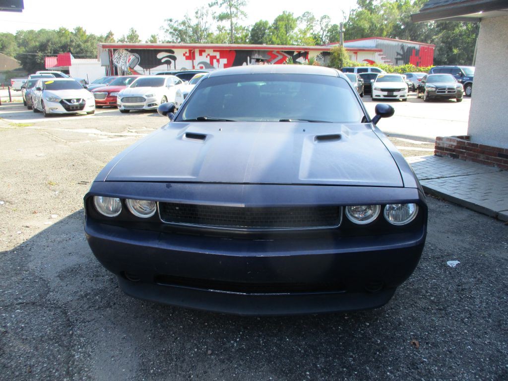 2014 Dodge Challenger Image 2
