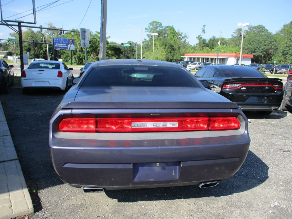2014 Dodge Challenger Image 5