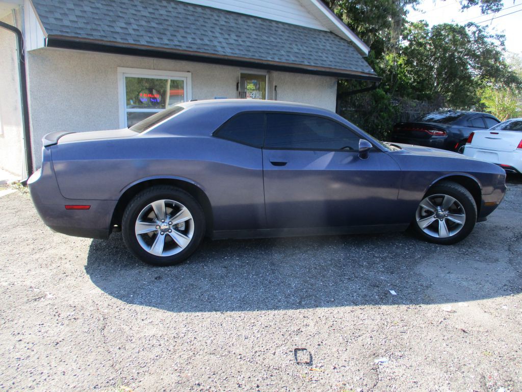 2014 Dodge Challenger Image 7