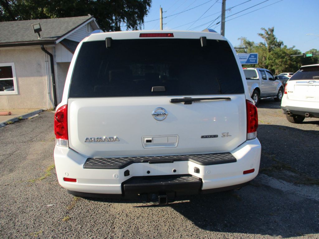 2014 Nissan Armada Image 5
