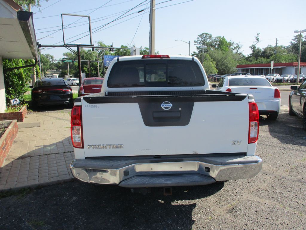2015 Nissan Frontier Image 5