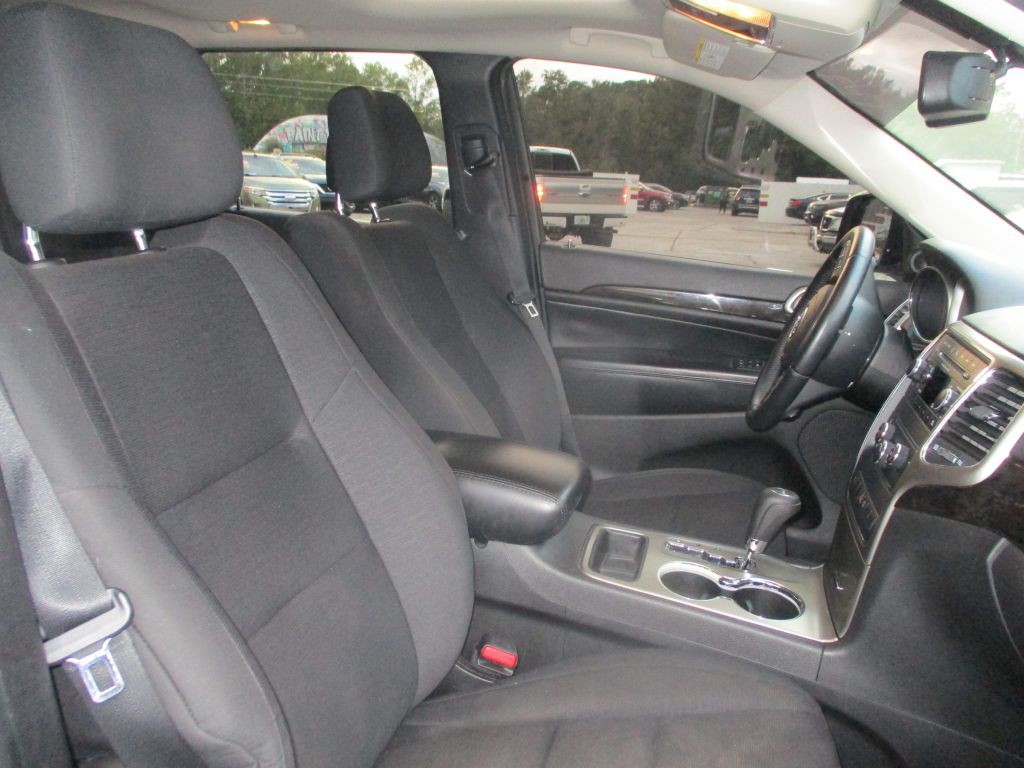2013 Jeep Grand Cherokee Image 9