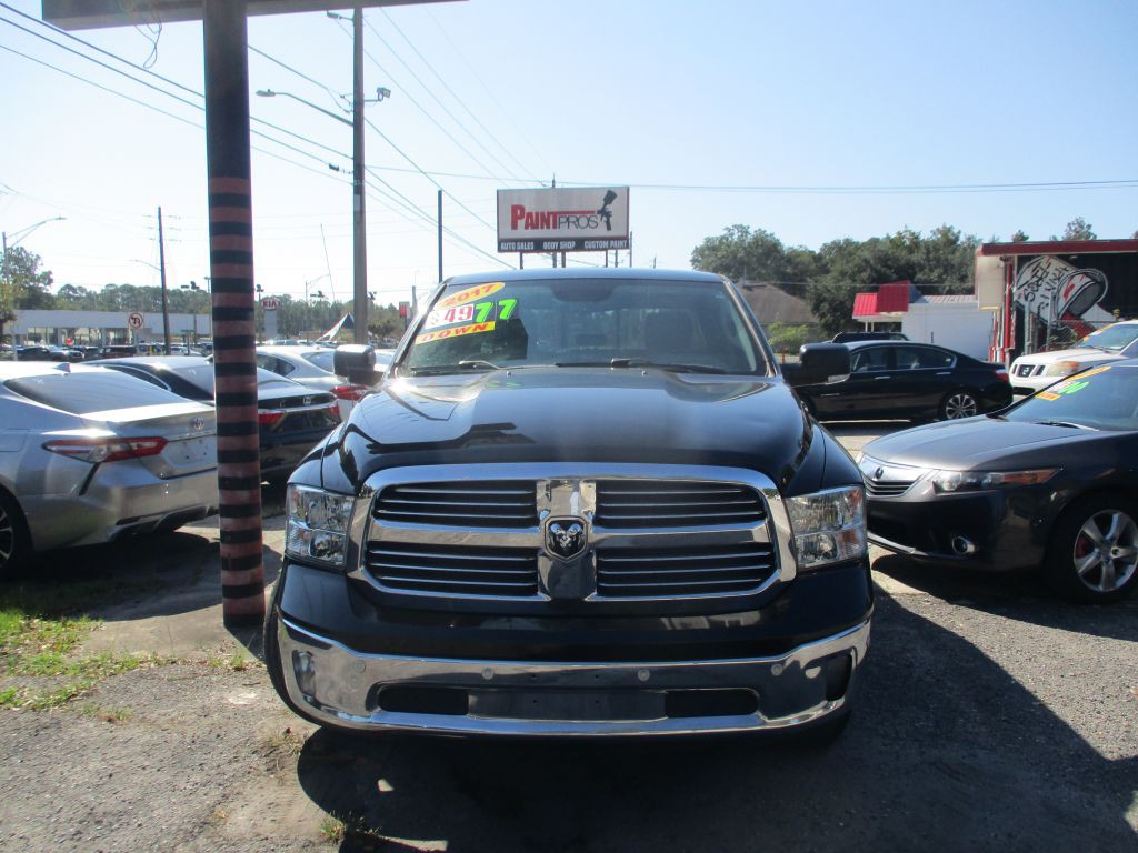 2017 RAM 1500 Image 2