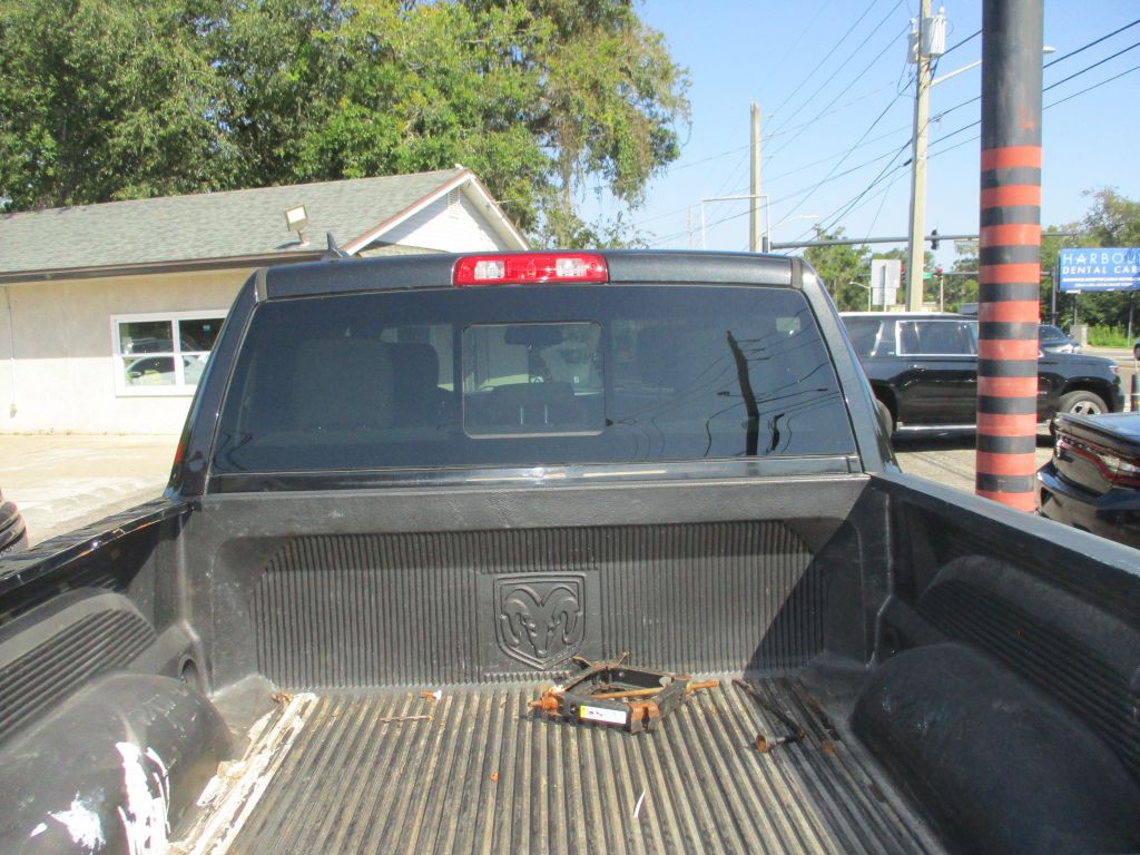 2017 RAM 1500 Image 6