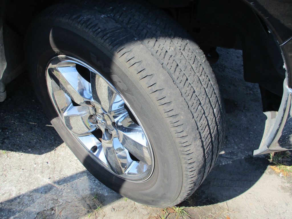 2017 RAM 1500 Image 9