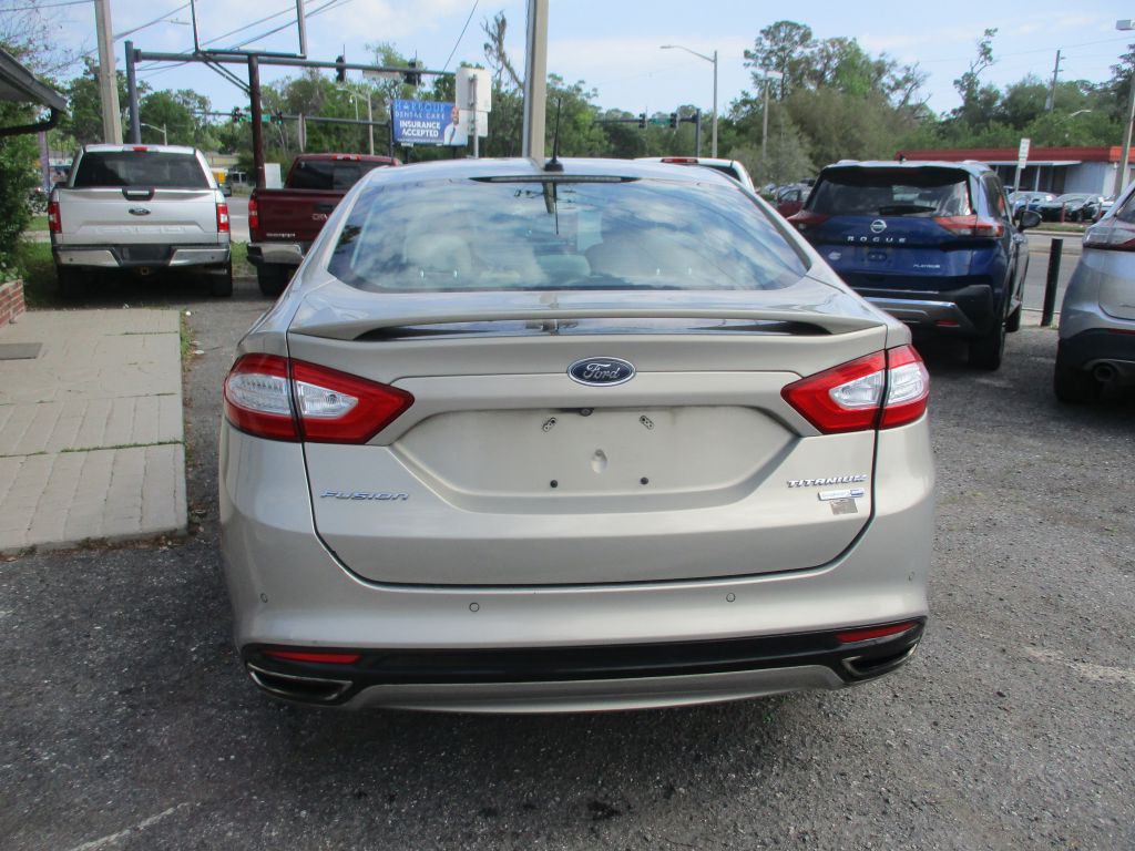 2016 Ford Fusion Image 5