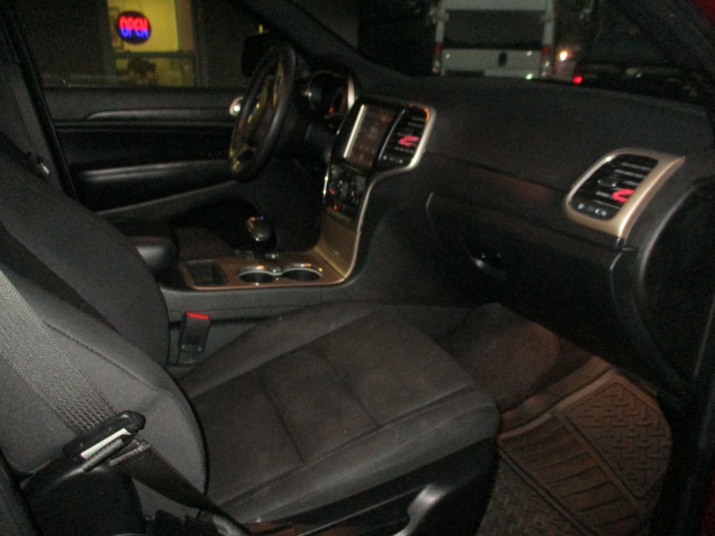 2015 Jeep Grand Cherokee Image 9