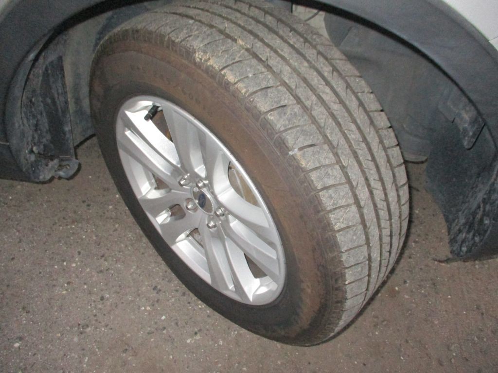 2019 Ford Explorer Image 9