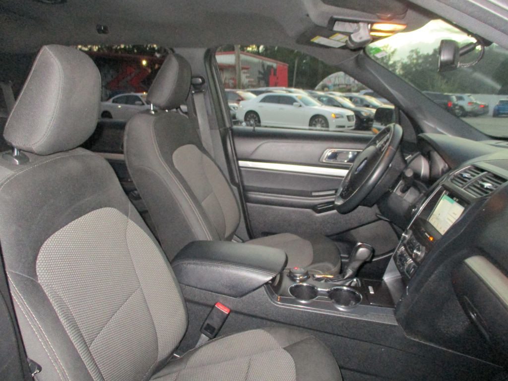 2019 Ford Explorer Image 10