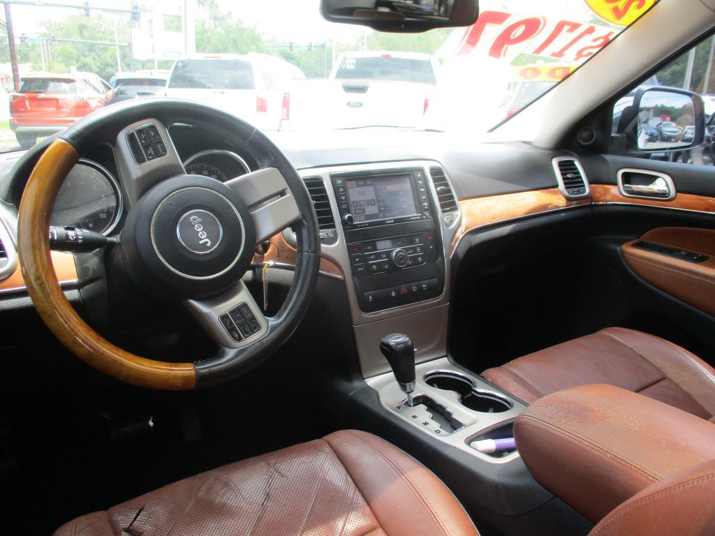 2013 Jeep Grand Cherokee Image 15