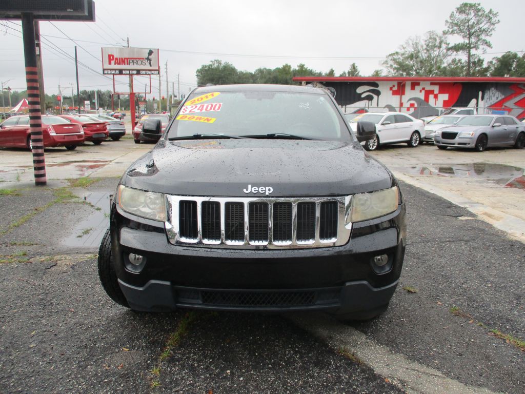 2011 Jeep Grand Cherokee Image 2