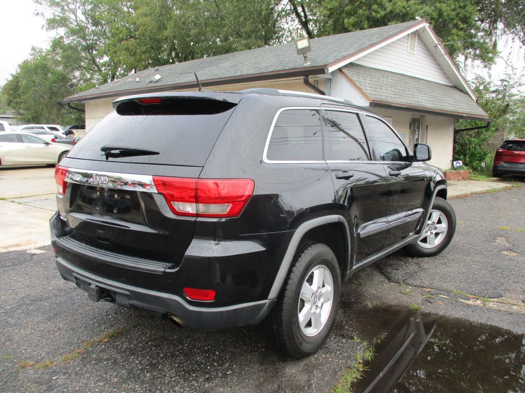 2011 Jeep Grand Cherokee Image 6