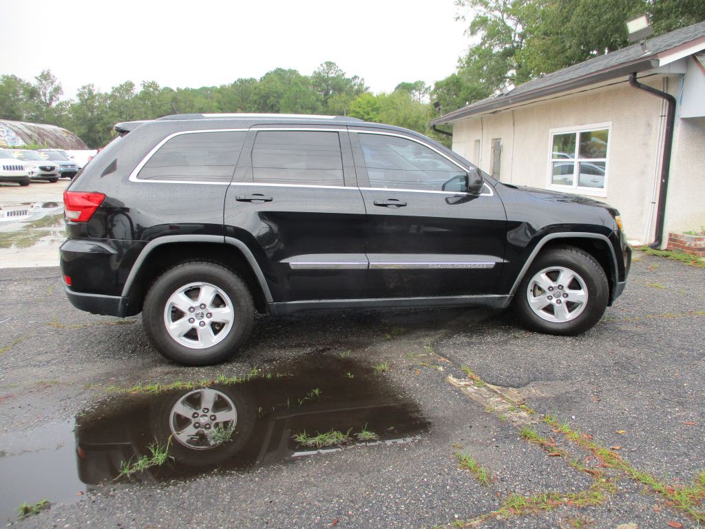 2011 Jeep Grand Cherokee Image 7