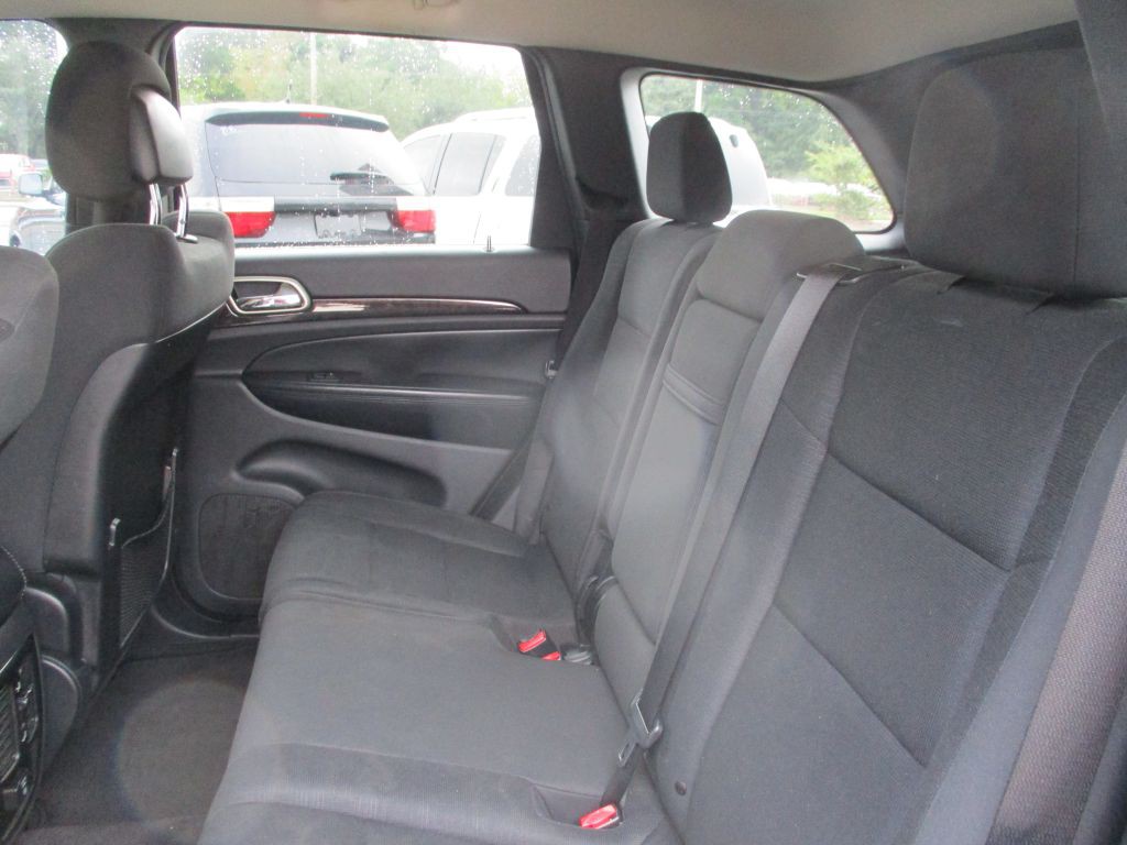 2011 Jeep Grand Cherokee Image 14