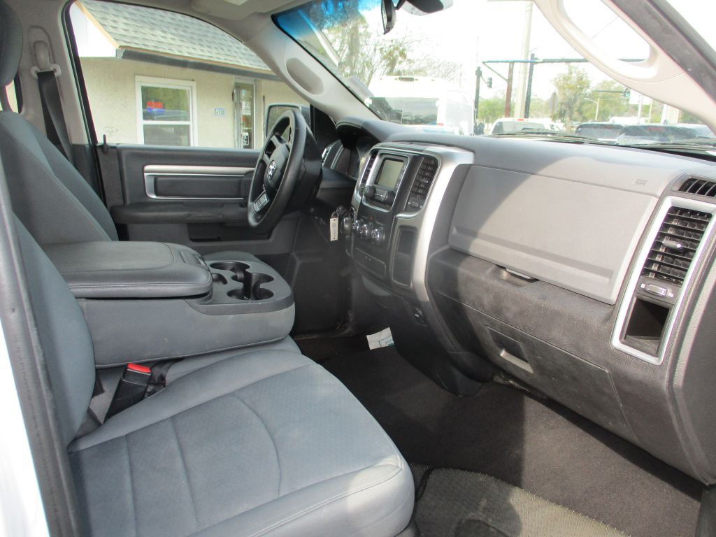 2018 RAM 1500 Image 12