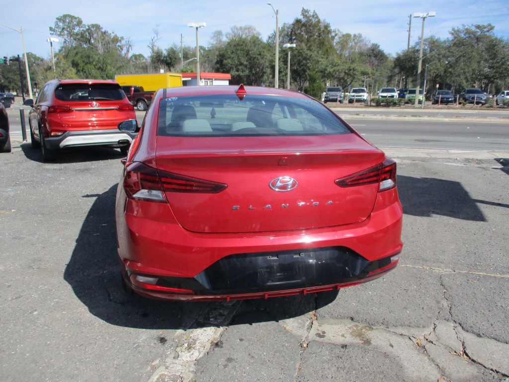 2019 Hyundai Elantra Image 5