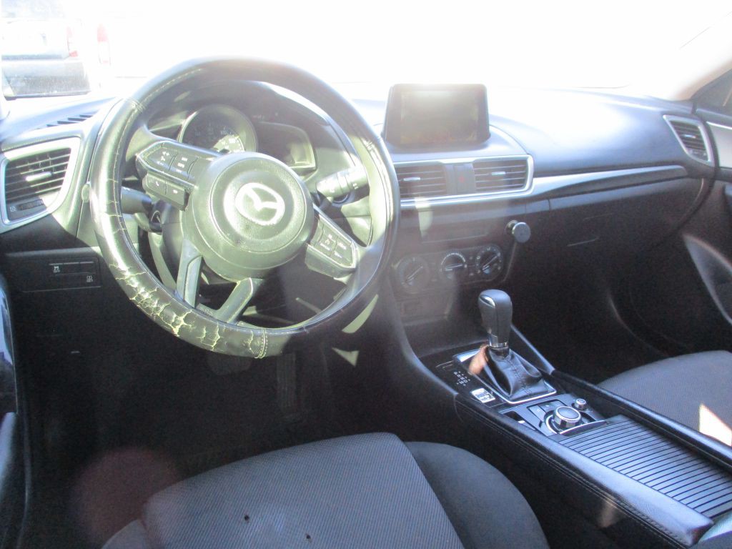 2017 Mazda Mazda3 Image 13