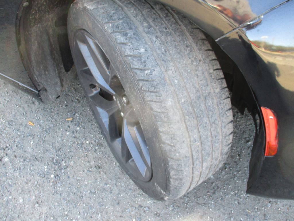 2019 Dodge Charger Image 10