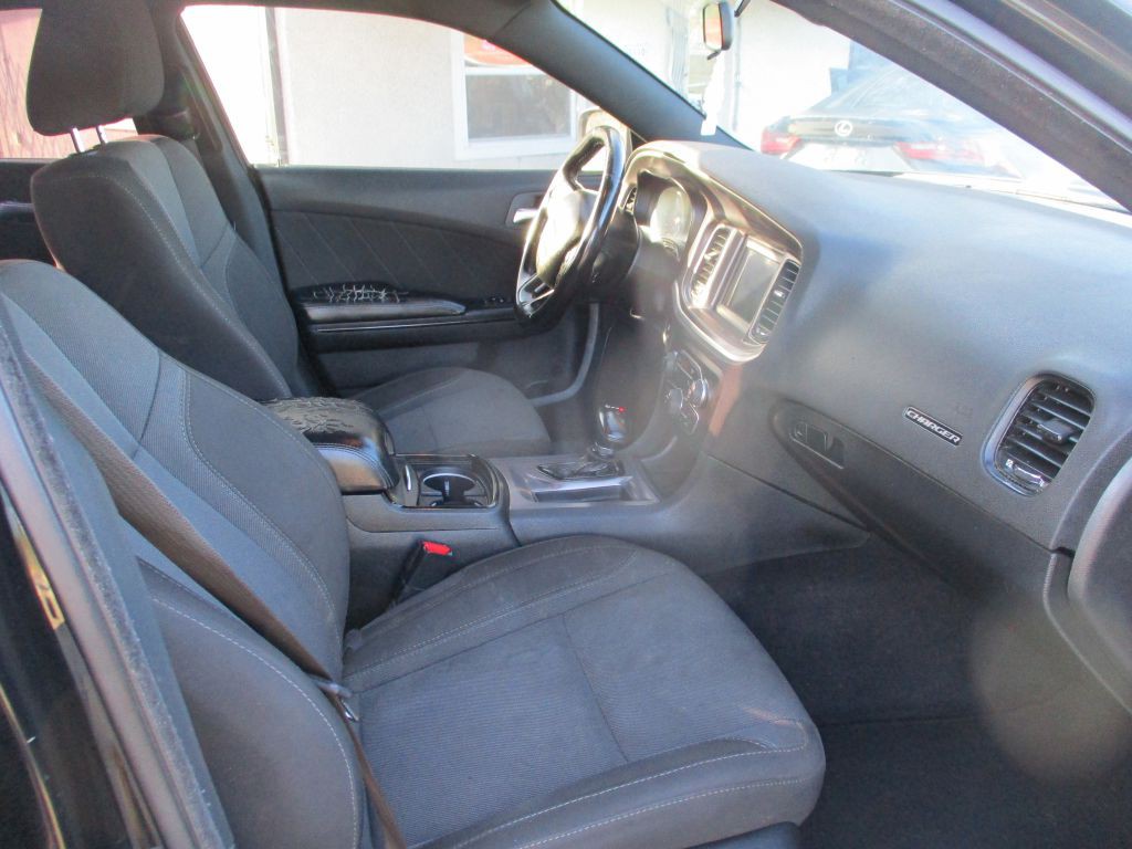 2019 Dodge Charger Image 11