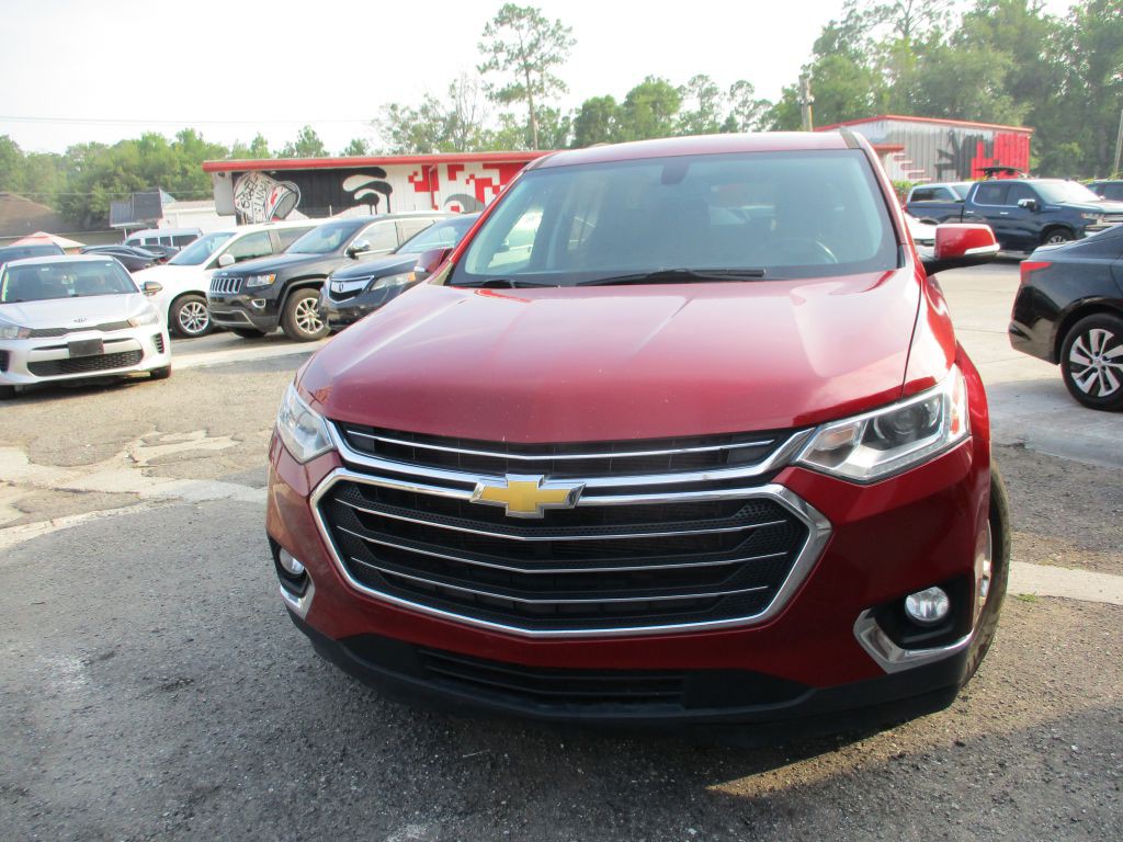 2021 Chevrolet Traverse Image 2