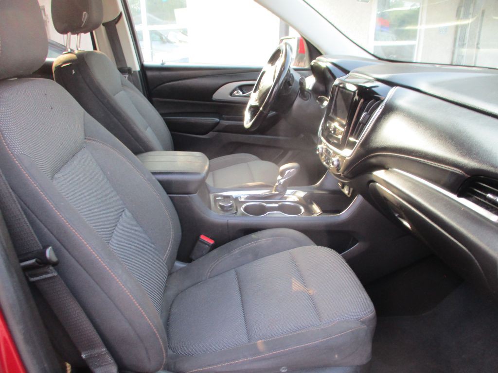 2021 Chevrolet Traverse Image 10