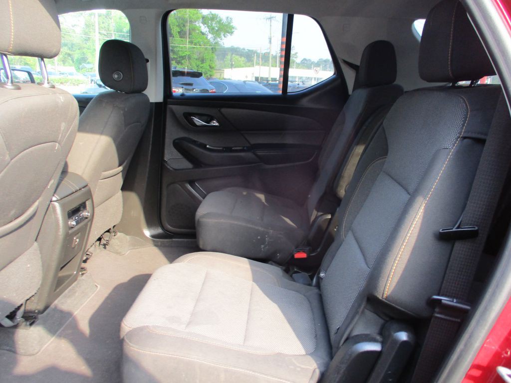 2021 Chevrolet Traverse Image 12