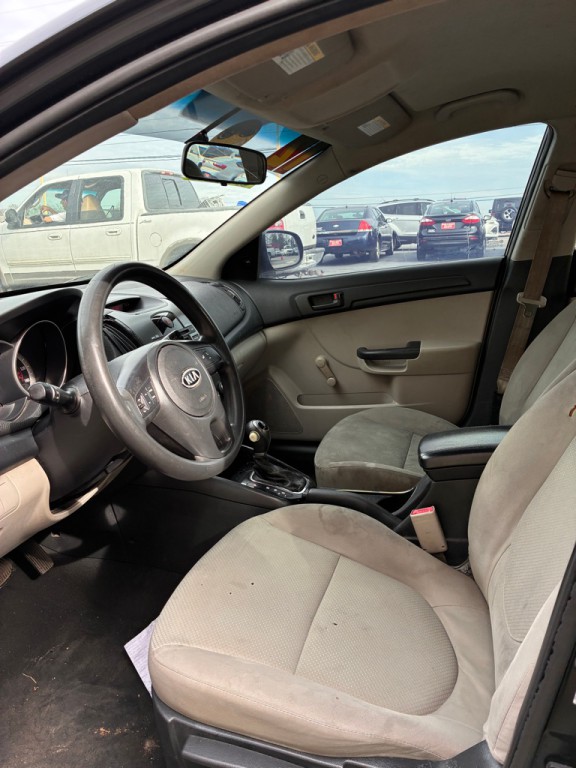 2012 Kia Forte Image 4