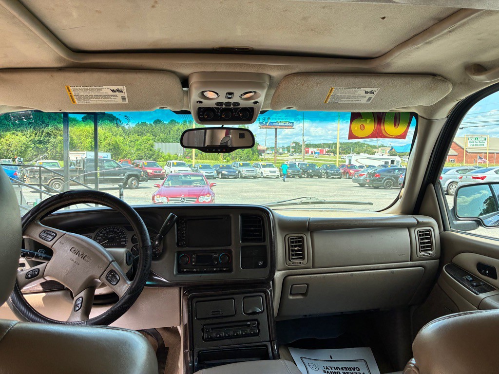 2006 GMC Yukon Image 6