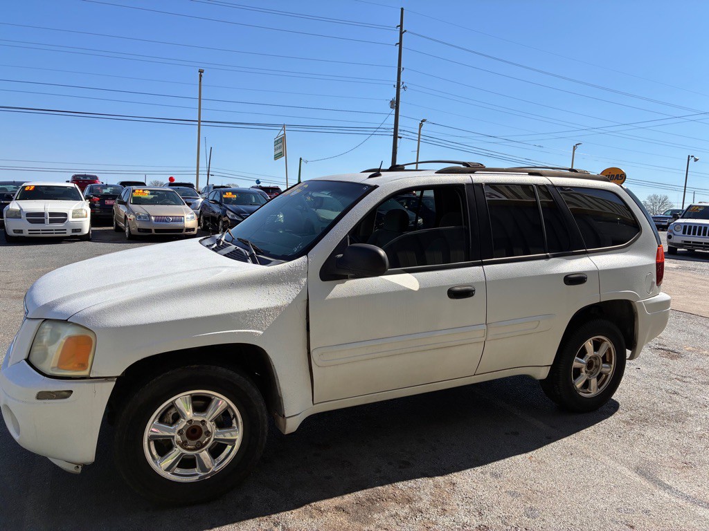 2005 GMC Envoy Image 3