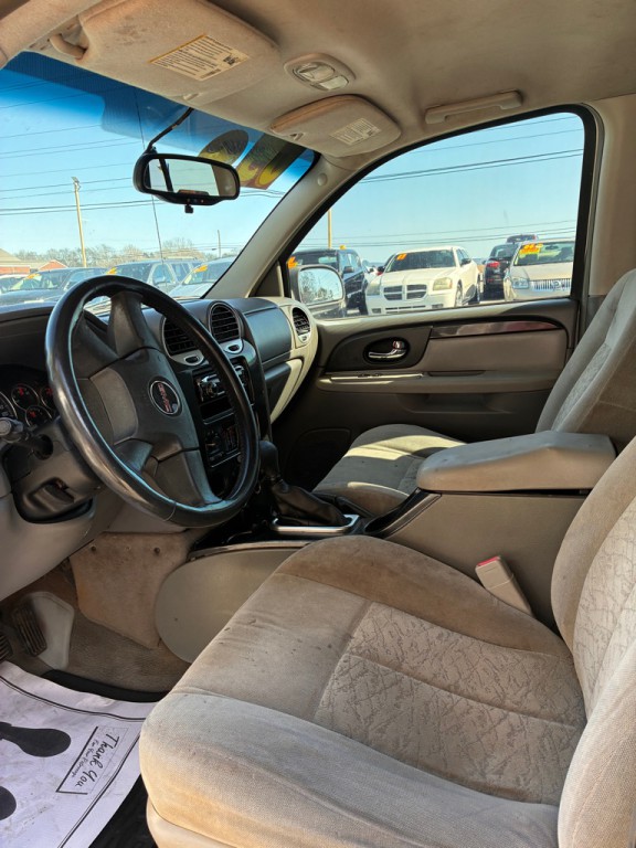 2005 GMC Envoy Image 4