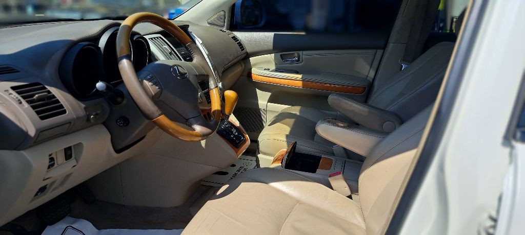 2004 Lexus RX 330 Image 8
